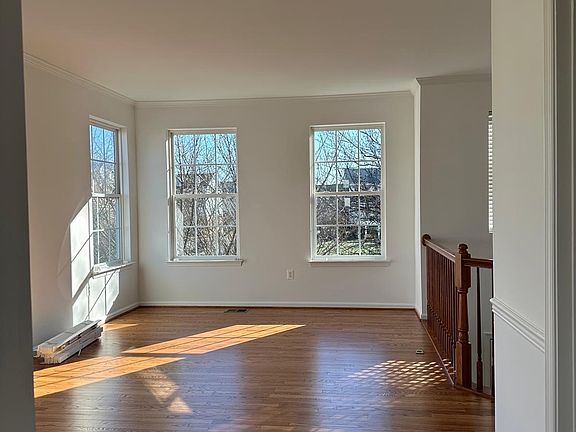 3rd image of 1400 Wilcox Ave