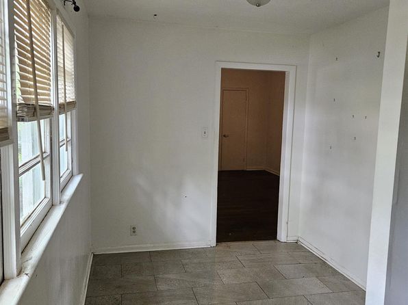 huntsville-alabama-92095811 picture