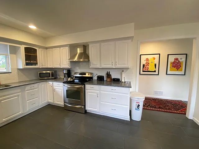 224 Hermosa Dr SE — Photo 13