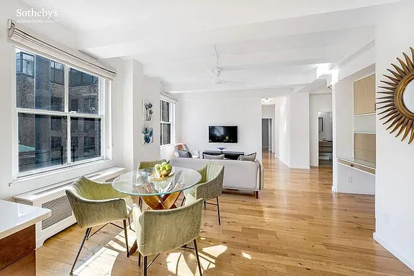 Sold by Sotheby's International Realty | media 5