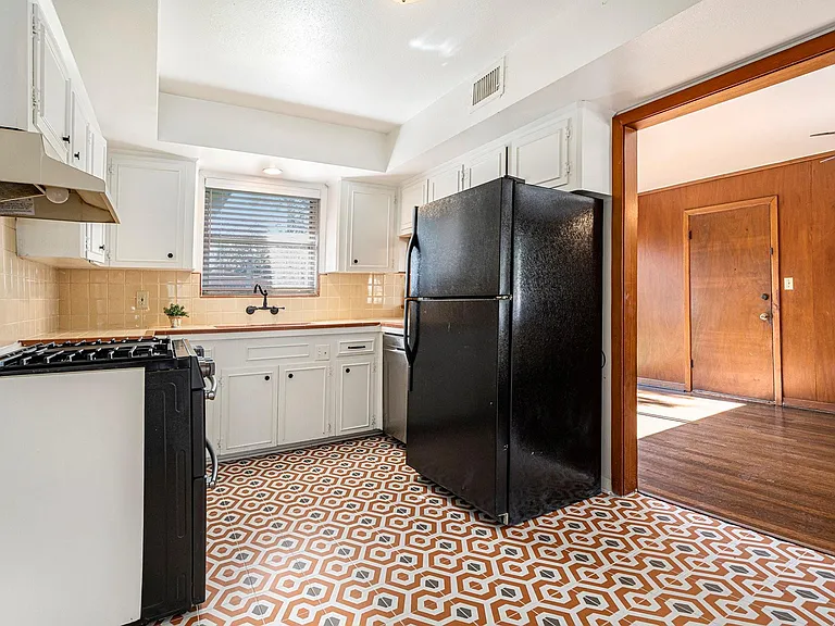 6325 Rowan Ln — Photo 8
