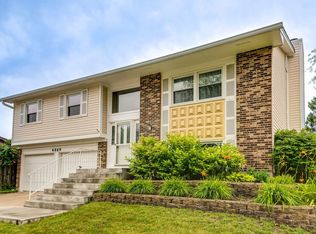 4469 Huntington Blvd, Hoffman Estates, IL 60192