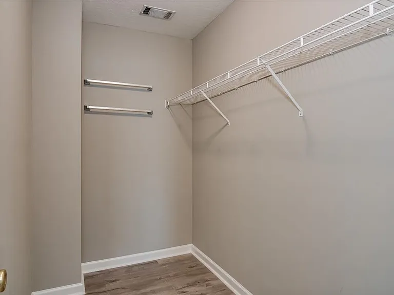 124 Palmer Ct — Photo 24