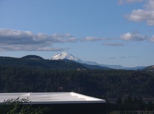 2886 Hazel Ave, Hood River, OR 97031