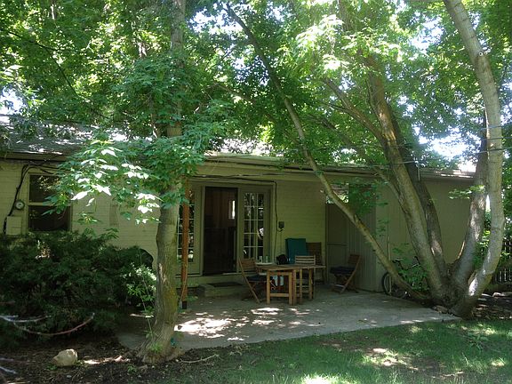 2nd image of 1415 E Brookshire Dr