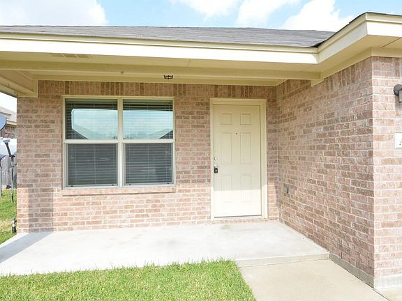 3rd image of 608 Kacie Dr