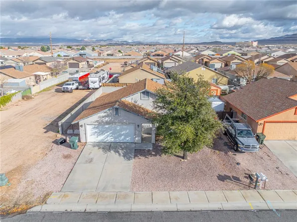 3422 Cypress St, Kingman, AZ 86401