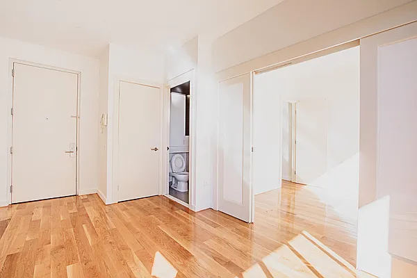 Rented by Cyberapts Management | media 19