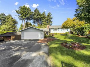 4306 Fairway Dr, Eureka, CA 95503