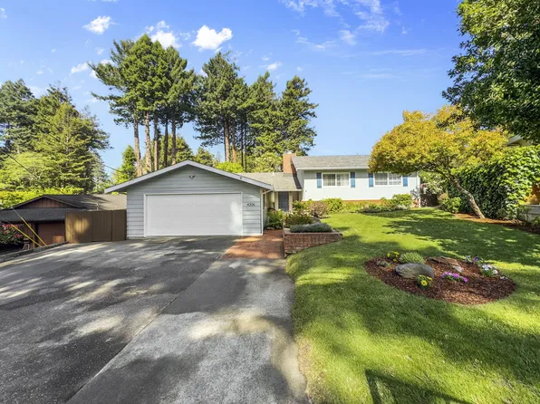 4306 Fairway Dr, Eureka, CA 95503