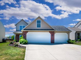 413 Chesterton Trl, Fort Wayne, IN 46825