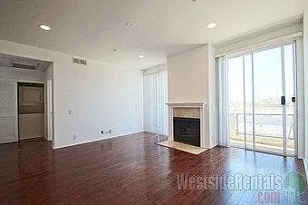 8349 Blackburn Avenue — Photo 3