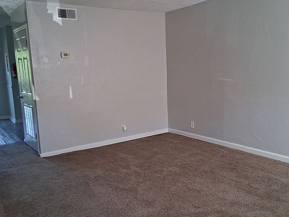 2nd image of 1053 Harold Dr