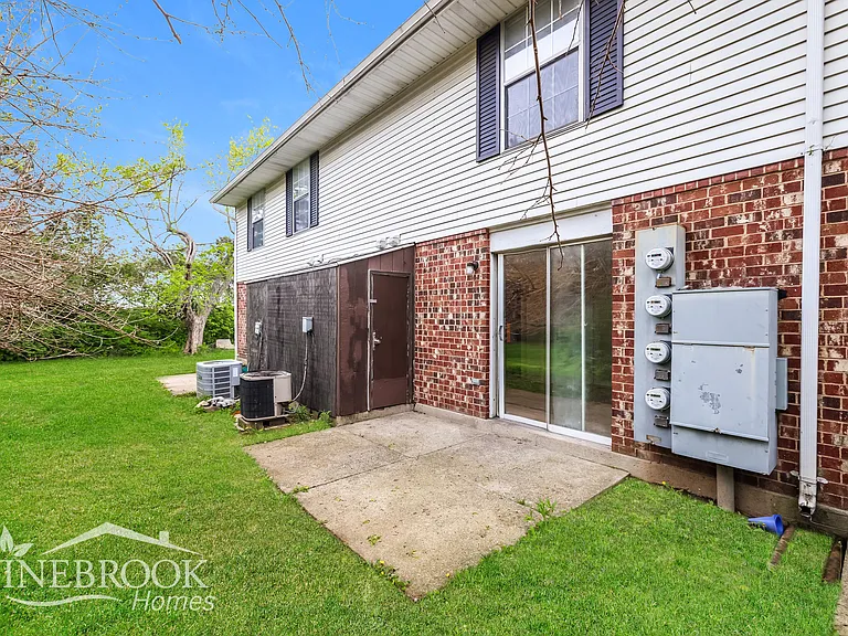 8293 Mount Carmel St — Photo 15