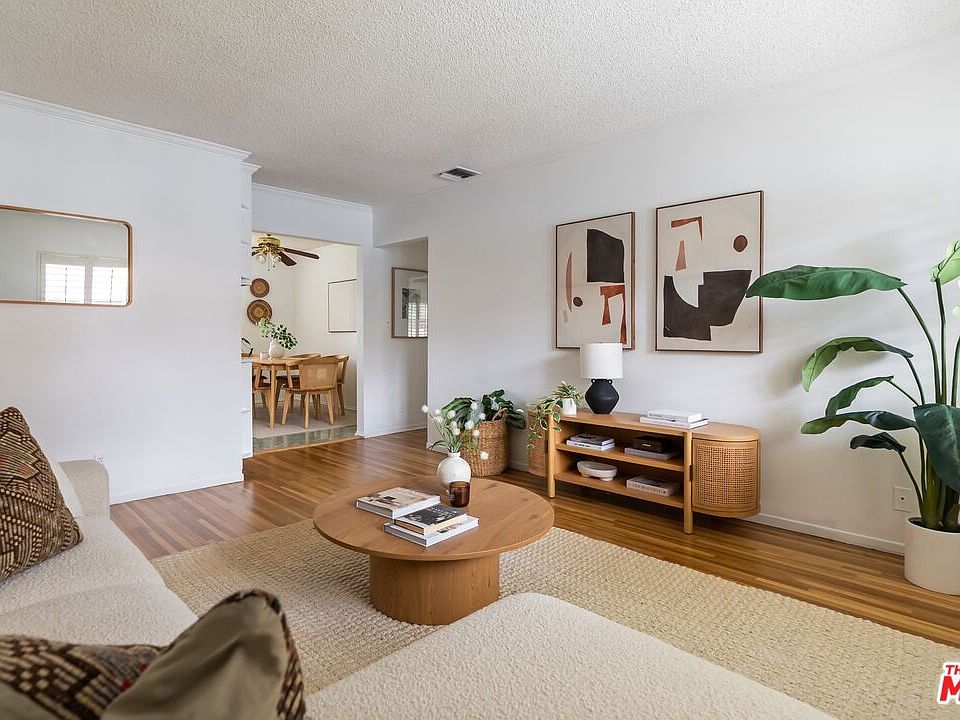 1st image of 5882 Bowcroft St Unit 3