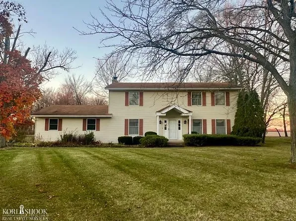 300 Catherine Dr, Owosso, MI 48867