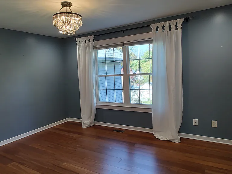 442 Darby Ln — Photo 16