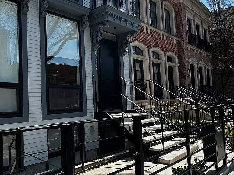 2231 N Wayne Ave #G — Photo 2