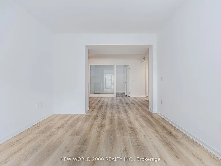 101 Roehampton Ave #2002 — Photo 15