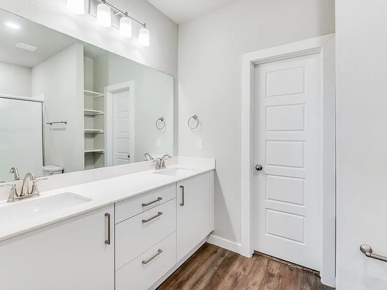 644 Blackland Dr — Photo 6
