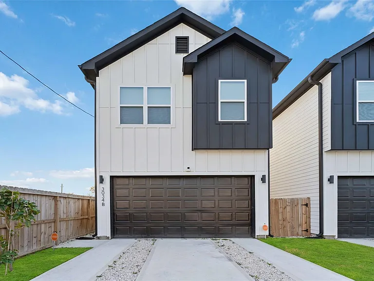 3034 Gray St #B — Photo 1