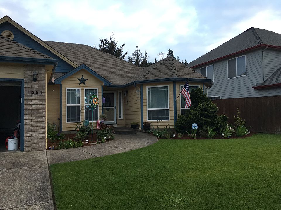 2nd image of 1265 Bair Rd NE