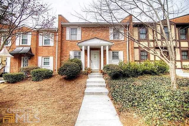 2nd image of 2917 Lavista Way