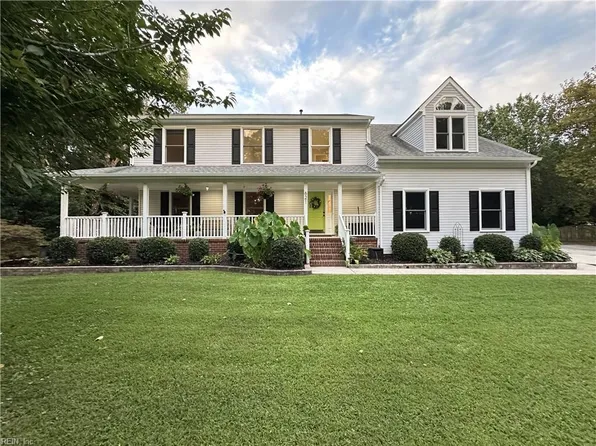 621 School House Rd, Chesapeake, VA 23322