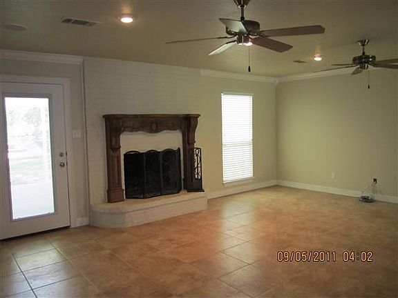 5th image of 111 Skylark Ave