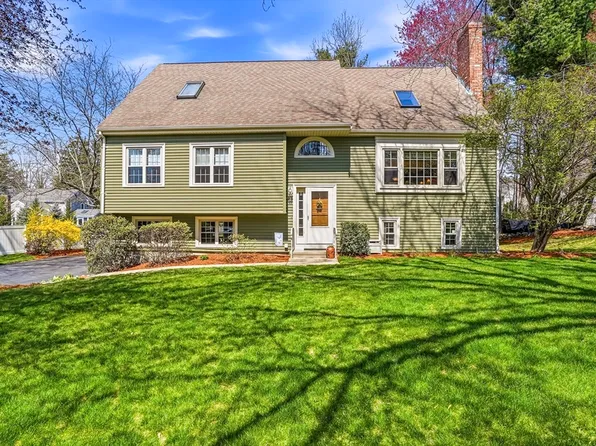 5 Okemo Ridge Rd, Sutton, MA 01590