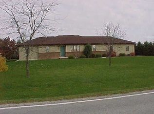 11084 Frost Rd, Freeland, MI 48623