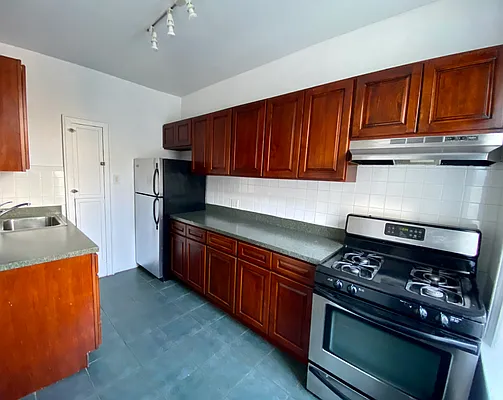 Rented by Compass | media 16