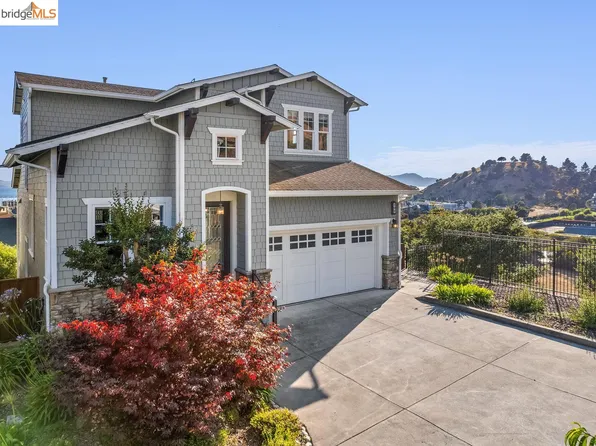 102 Seaview Ct, Richmond, CA 94801