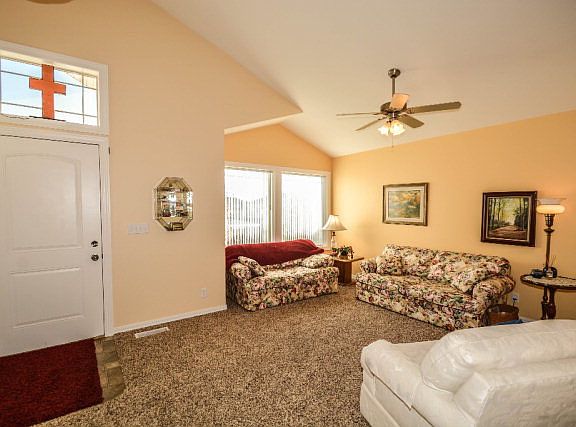 2nd image of 1789 Strawberry Pl