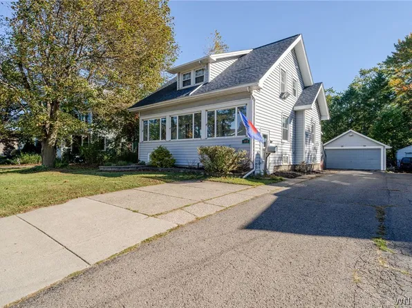 185 Lake St, Hamburg, NY 14075