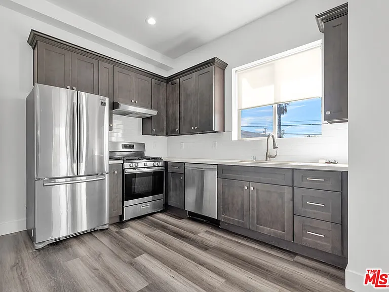 6006 N Klump Ave #1 — Photo 3