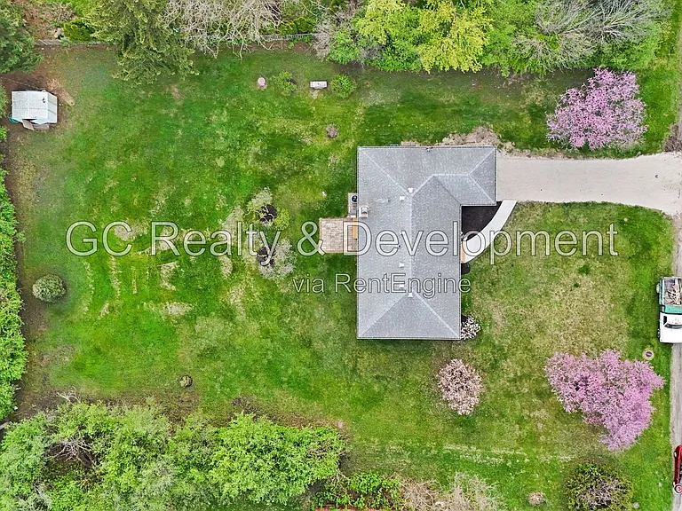 2015 Maplewood Rd — Photo 31