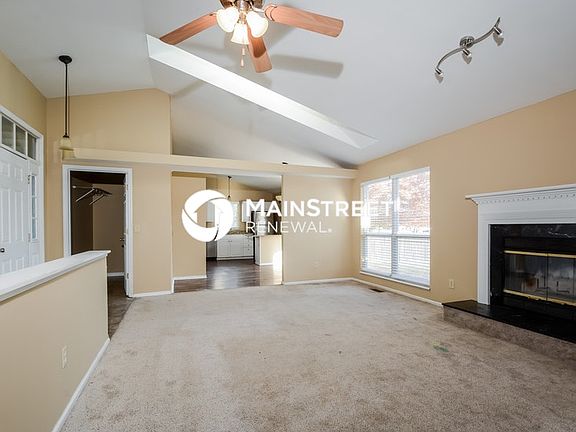4th image of 2438 Black Pine Ct