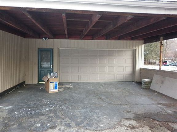 3rd image of 50130 Mile End Dr