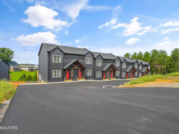1479 William Holt Blvd, Sevierville, TN 37862