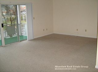 2 April Ln APT 24, Lexington, MA 02421