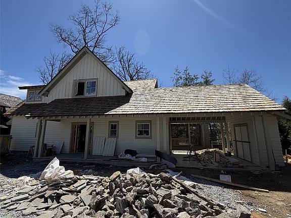 3rd image of 33 Cottage Walk