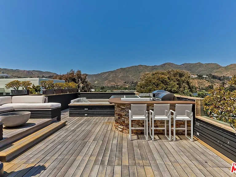 119 Malibu Colony Rd — Photo 22