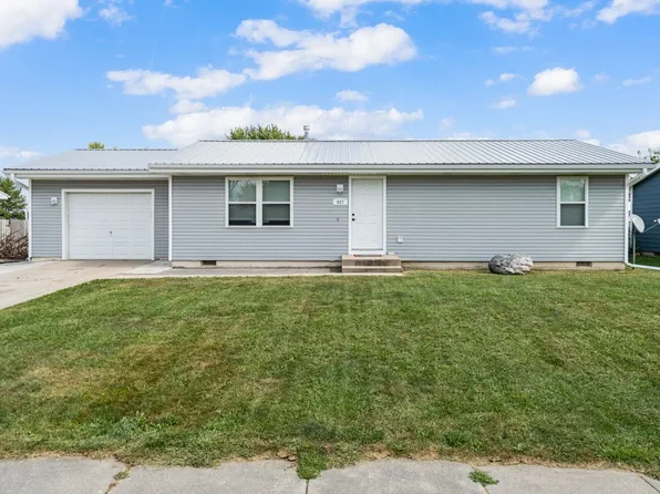 907 Lincoln St SE, Bondurant, IA 50035