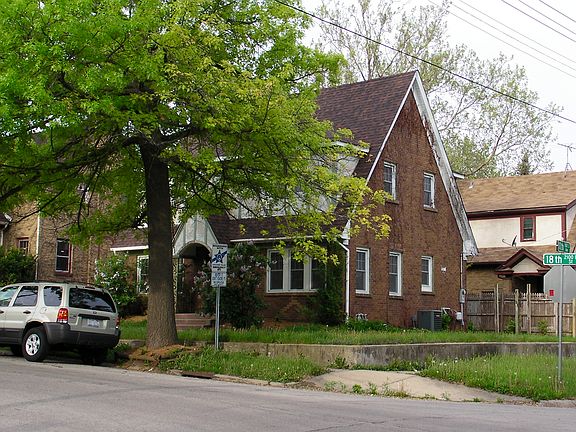 2nd image of 1103 18th St
