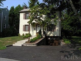 1st image of 323 Manhattan Ave