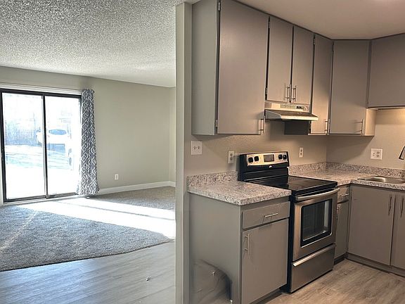 2nd image of 705 26th Ave #6