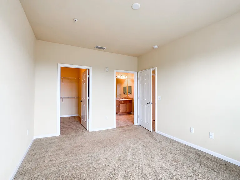 Large Bedroom with Lush Carpet Large Bedroom with Lush Carpet