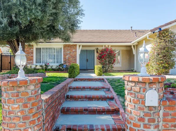 11743 Baird Ave, Porter Ranch, CA 91326