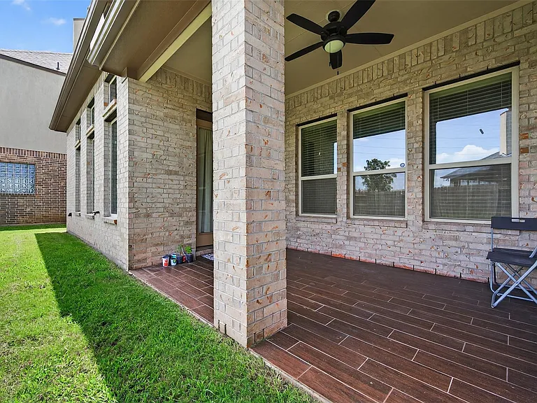 4947 Thunder Creek Ln — Photo 44